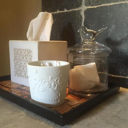 La Maison Rousseau D'hôtes Couette-café Nîmes