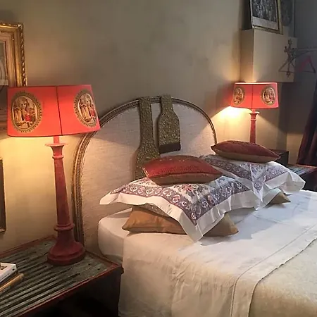 ベッド・アンド・ブレックファスト La Maison Rousseau D'hotes ニーム