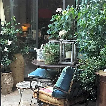 La Maison Rousseau D'hotes ベッド・アンド・ブレックファスト