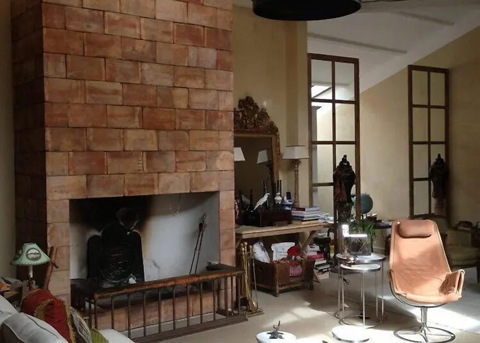 La Maison Rousseau D'hotes